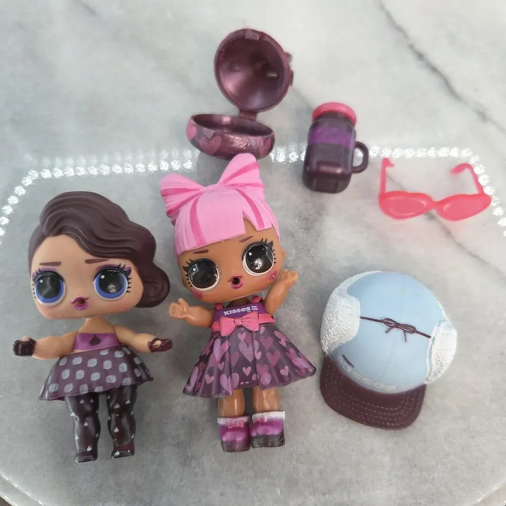 LOL Surprise Hershey Kisses Dolls Lava Cake Purse Hot Cocoa Heart Hat Glasses